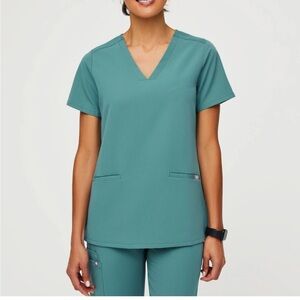Hydrogreen FIGS scrub top